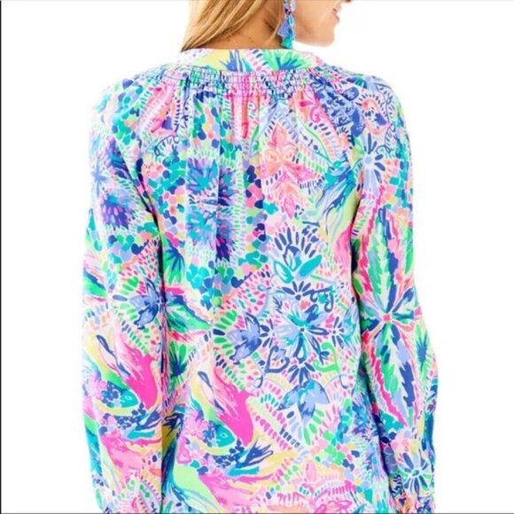 Lilly Pulitzer Size M 100% Silk  Elsa Top on Dancing On Deck Print - Picture 3 of 8